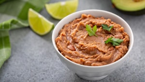 Frijoles refritos.