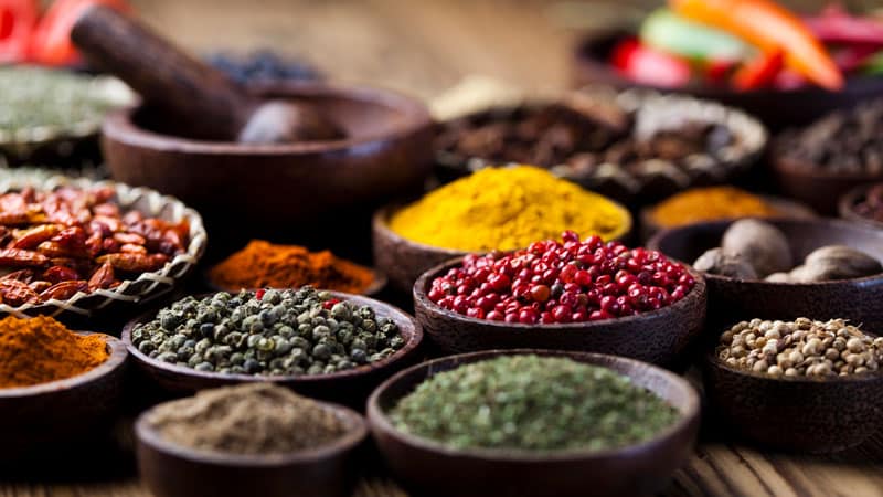 Diversas especias repletes de nutrientes y beneficios para nuestra salud.